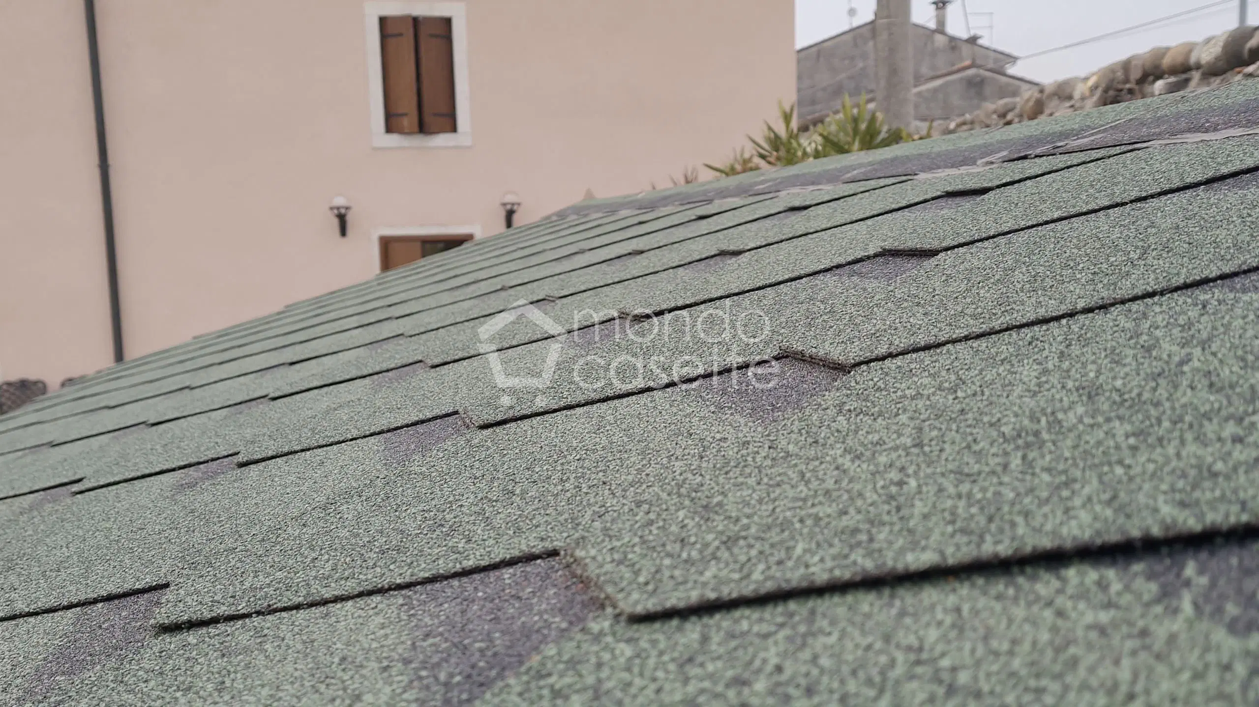 Tegole bituminose verdi